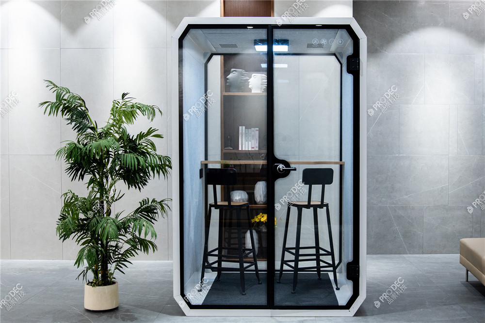 phone pod