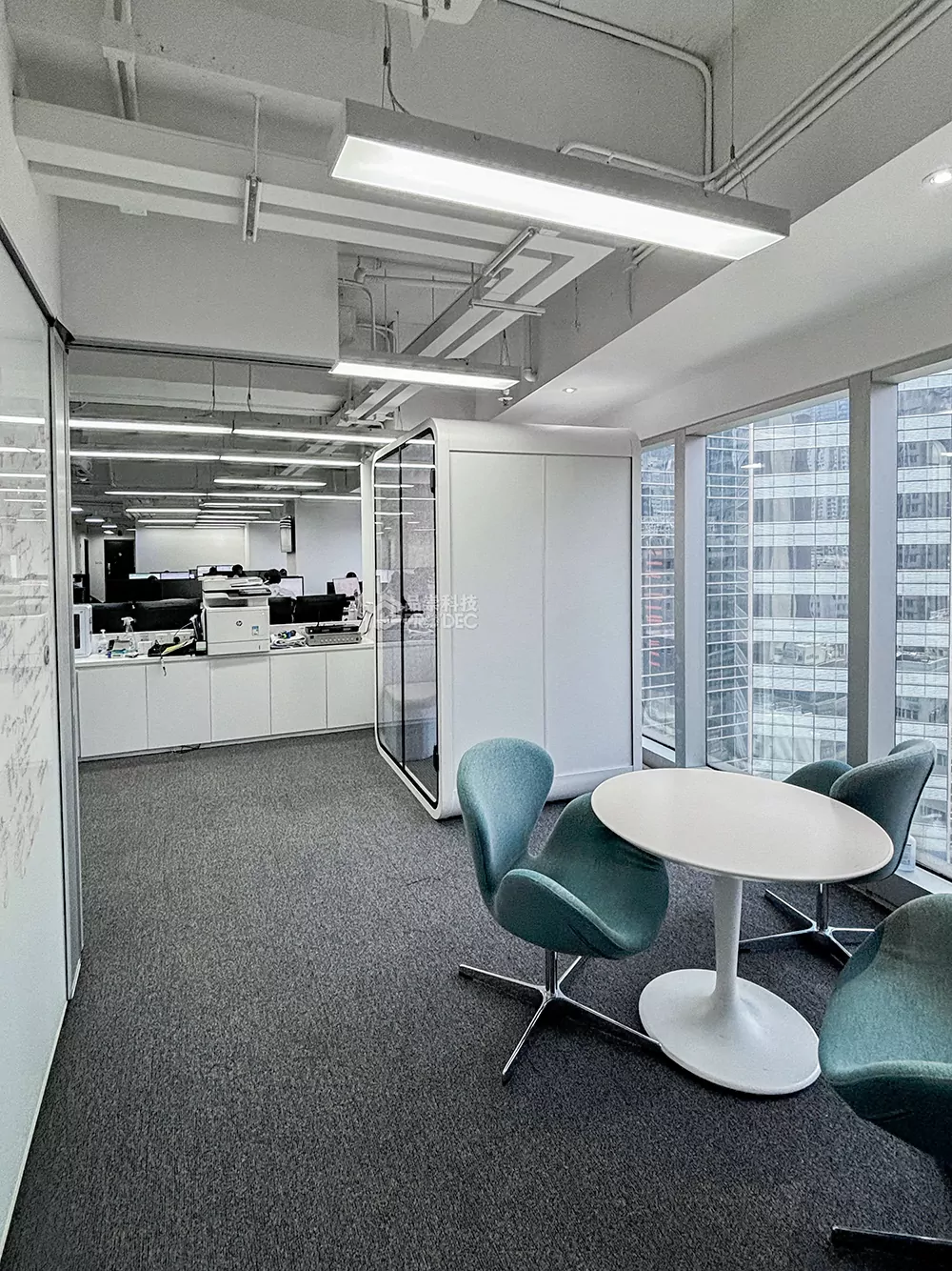 Why Traditional Offices Fail Modern Workforces:Office Booth Solutions